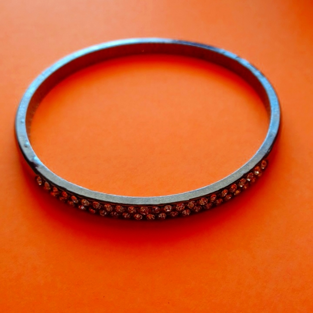Shiny Black Bracelet with white zircon